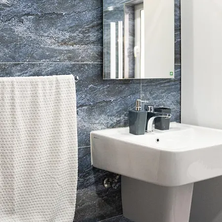 Brand New - 3 Bedrooms-prime Apartamento *